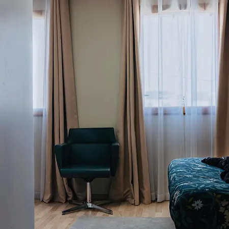 Apartamento Beautiful Comfortable Paris Nearby T9 & M7