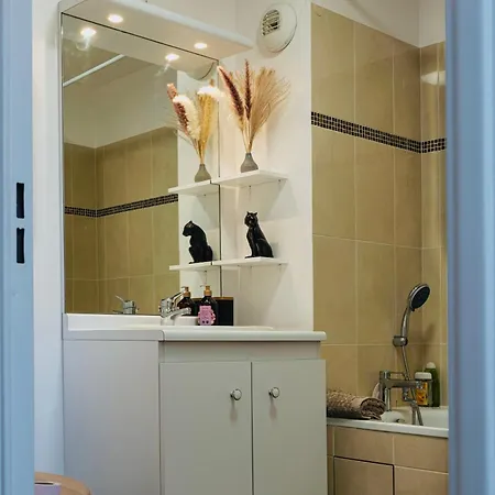 Beautiful Comfortable Paris Nearby T9 & M7 Apartamento *