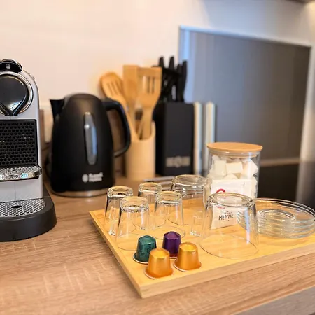 Beautiful Comfortable Paris Nearby T9 & M7 Apartamento *